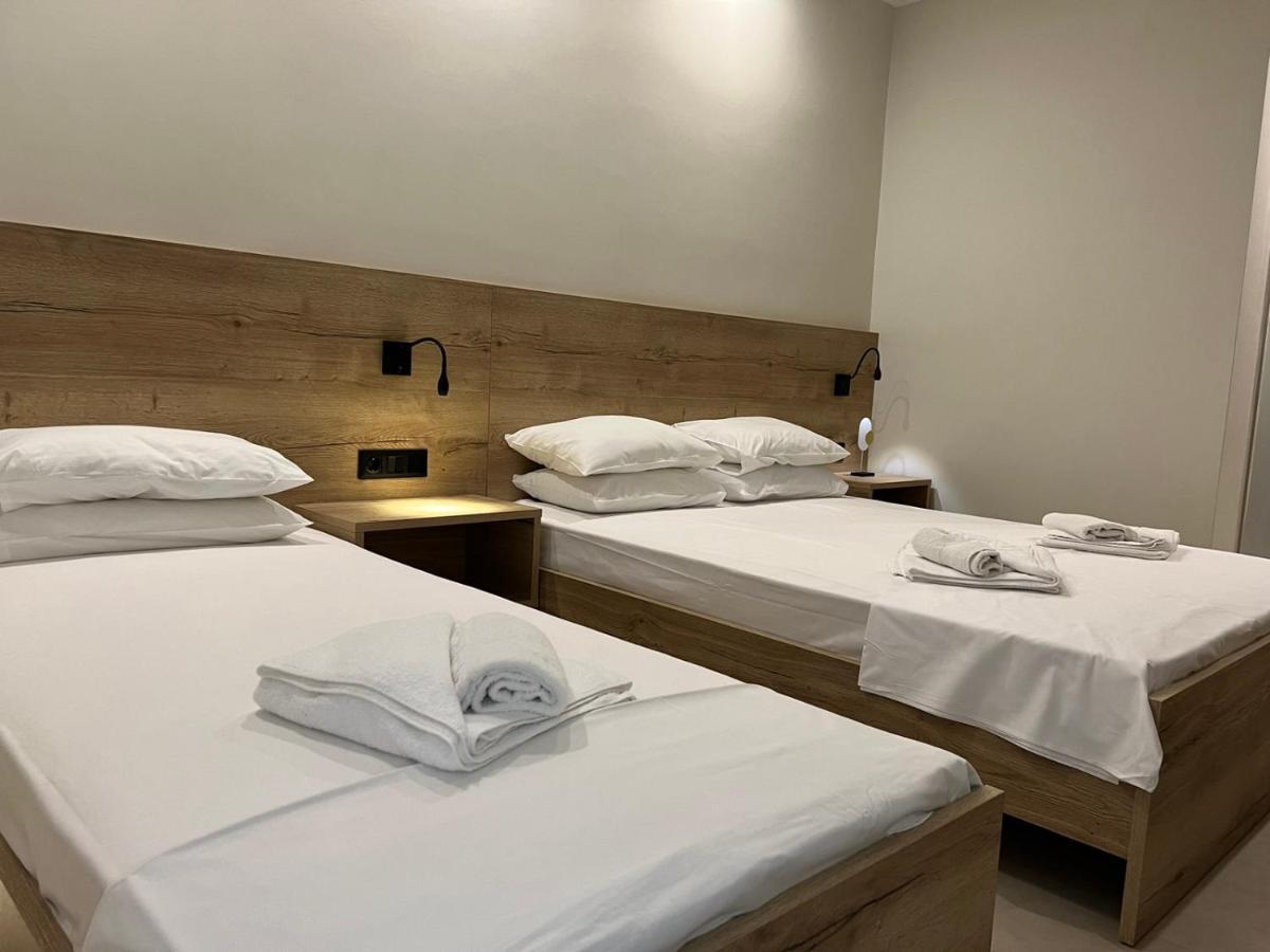 Elenasrooms Kallithea  Bagian luar foto