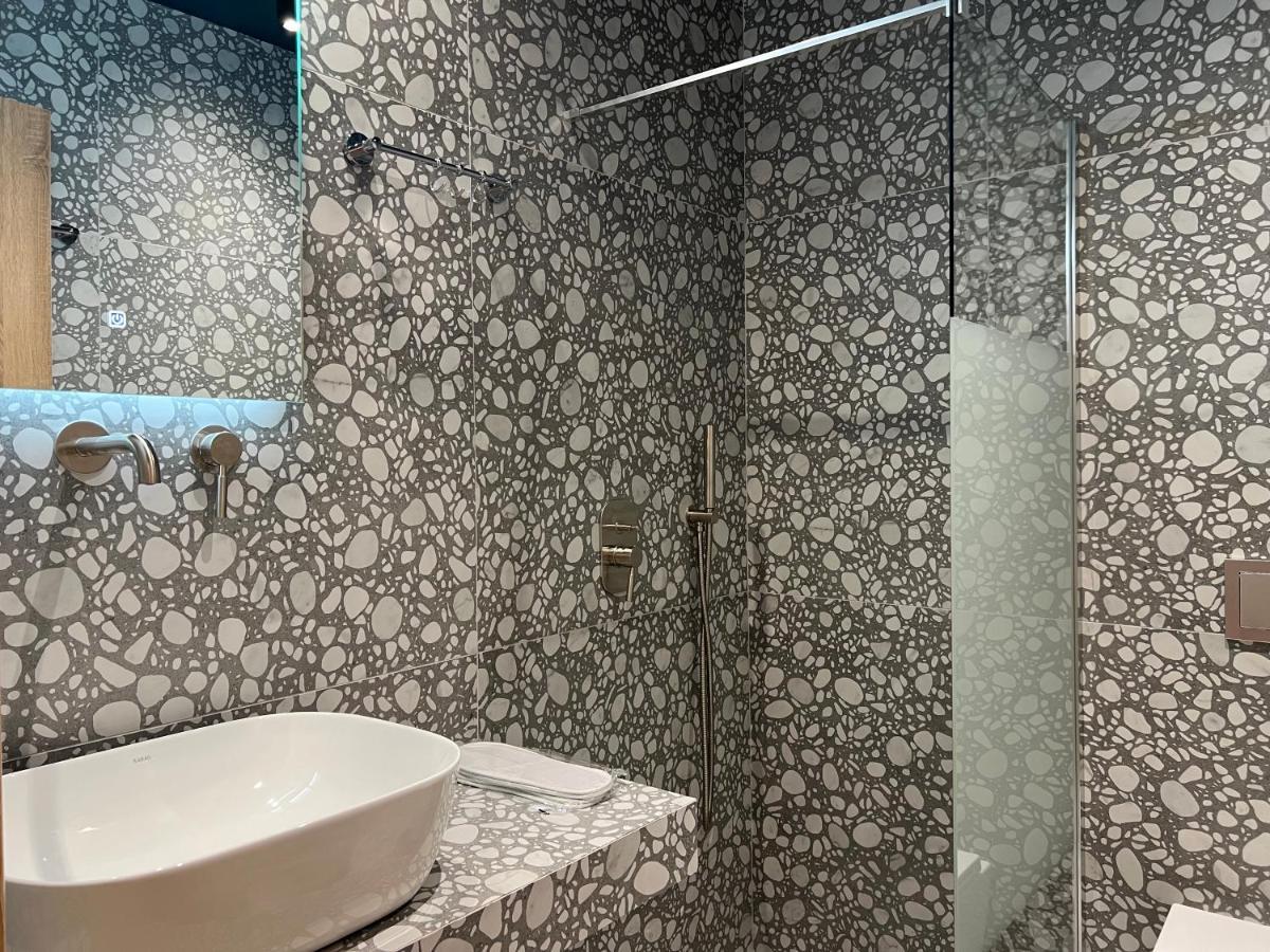 Elenasrooms Kallithea  Bagian luar foto
